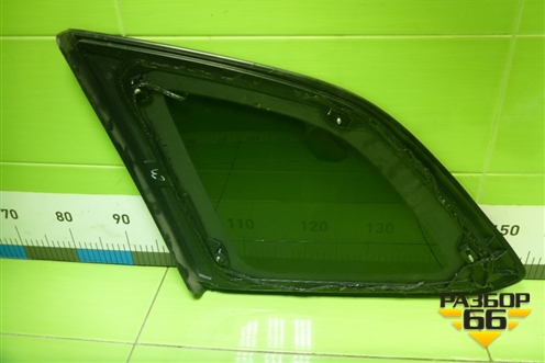 Стекло глухое правое (8889163523) для Geely Monjaro с 2021г (Монджаро)