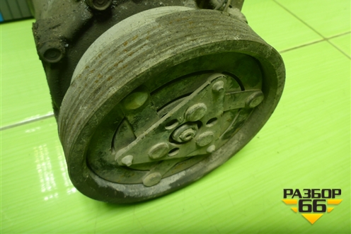 Компрессор кондиционера (1.6л K7MF710) для Renault Logan с 2004-2015г (Логан)