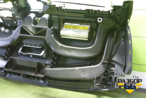 Торпедо с AIR BAG для Mitsubishi Colt с 2004г (Кольт)