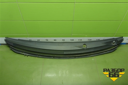 Решетка стеклоочистителей (MR7405A131) для Mitsubishi Colt с 2004г (Кольт)