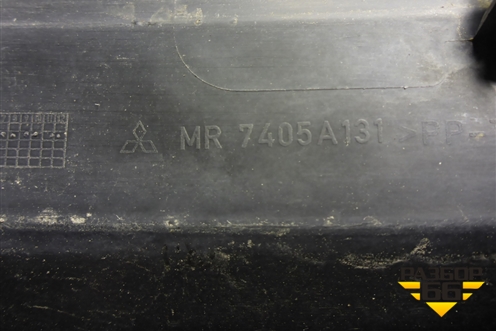 Решетка стеклоочистителей (MR7405A131) для Mitsubishi Colt с 2004г (Кольт)