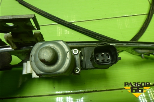 Стеклоподъёмник электрический передний правый для Mitsubishi Colt с 2004г (Кольт)