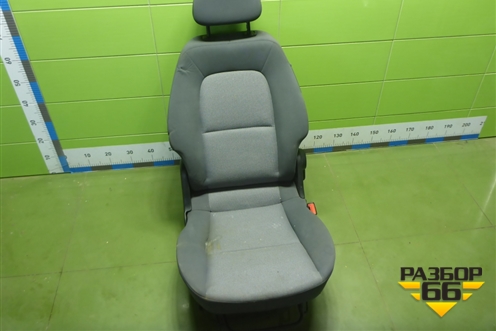 Сиденья комплект (с обогревом) для Mitsubishi Colt с 2004г (Кольт)