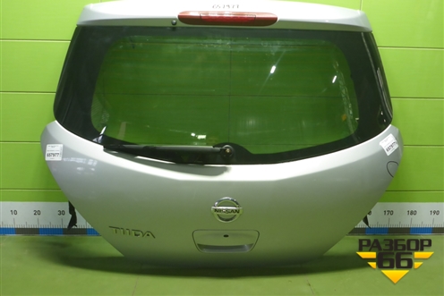 Дверь багажника со стеклом для Nissan Tiida (C11X) с 2004-2013г (Тиида)