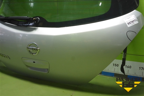 Дверь багажника со стеклом для Nissan Tiida (C11X) с 2004-2013г (Тиида)