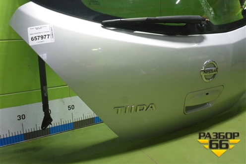 Дверь багажника со стеклом для Nissan Tiida (C11X) с 2004-2013г (Тиида)