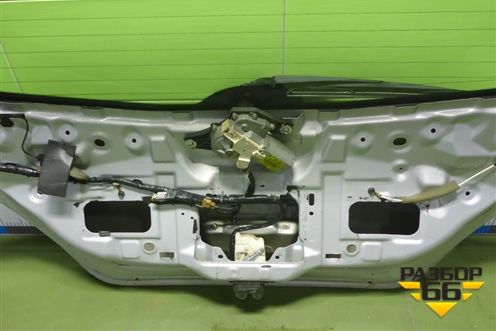 Дверь багажника со стеклом для Nissan Tiida (C11X) с 2004-2013г (Тиида)
