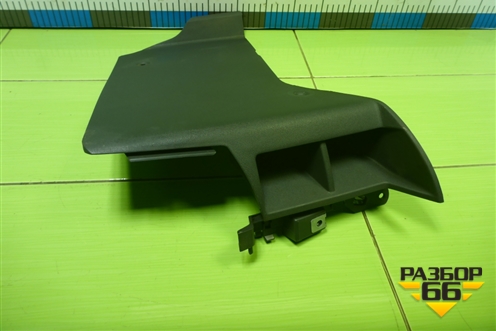 Накладка внутренняя (на консоль левая) (8011A289) для Mitsubishi Colt с 2004г (Кольт)