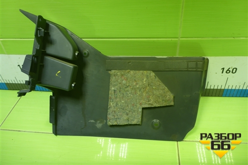 Накладка внутренняя (на консоль левая) (8011A289) для Mitsubishi Colt с 2004г (Кольт)