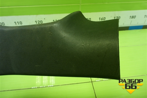 Накладка порога внутренняя заднего правого (MR951654ZZ) для Mitsubishi Colt с 2004г (Кольт)