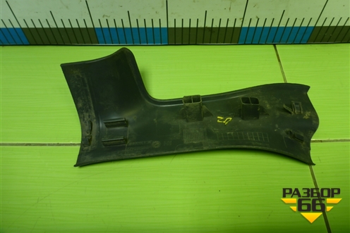 Накладка порога внутренняя заднего правого (MR951654ZZ) для Mitsubishi Colt с 2004г (Кольт)