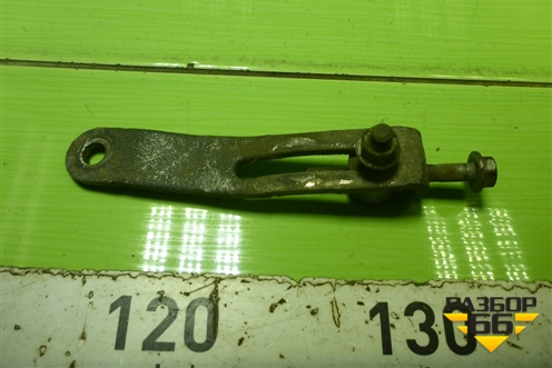 Кронштейн генератора (1.3л 135930) для Mitsubishi Colt с 2004г (Кольт)