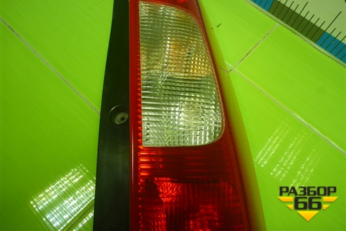 Фонарь задний правый (MN186270) для Mitsubishi Colt с 2004г (Кольт)