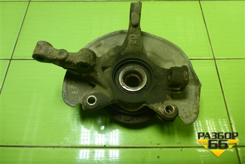 Кулак поворотный передний правый для Mitsubishi Colt с 2004г (Кольт)