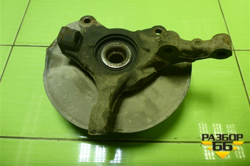 Кулак поворотный передний правый для Mitsubishi Colt с 2004г (Кольт)