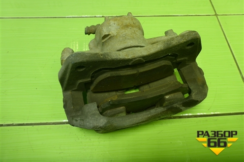 Суппорт передний левый для Mitsubishi Colt с 2004г (Кольт)