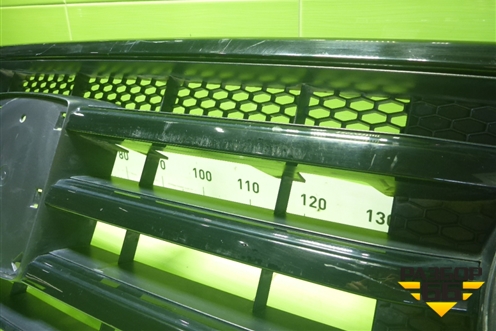 Решетка радиатора (5509600XKM01B) для Tank 300 с 2021-2025г