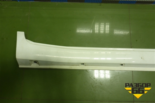 Накладка на порог наружная правая (7585060040) для Toyota Land Cruiser (200) с 2008г (Ленд Крузер) Накладка на порог наружная правая (7585060040) для Toyota Land Cruiser (200) с 2008г (Ленд Крузер)