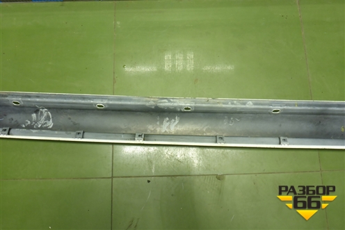 Накладка на порог наружная правая (7585060040) для Toyota Land Cruiser (200) с 2008г (Ленд Крузер) Накладка на порог наружная правая (7585060040) для Toyota Land Cruiser (200) с 2008г (Ленд Крузер)