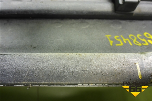 Накладка на порог наружная левая (7586060040) для Toyota Land Cruiser (200) с 2008г (Ленд Крузер) Накладка на порог наружная левая (7586060040) для Toyota Land Cruiser (200) с 2008г (Ленд Крузер)