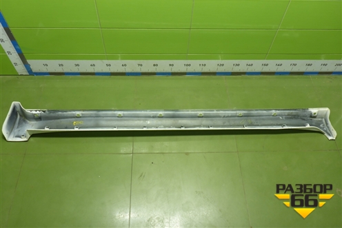 Накладка на порог наружная левая (7586060040) для Toyota Land Cruiser (200) с 2008г (Ленд Крузер) Накладка на порог наружная левая (7586060040) для Toyota Land Cruiser (200) с 2008г (Ленд Крузер)