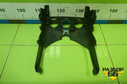 Накладка на торпедо (центральная) (MR951748) для Mitsubishi Colt с 2004г (Кольт)