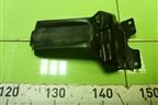 Кронштейн передней панели центральный (MN105688) для Mitsubishi Colt с 2004г (Кольт)