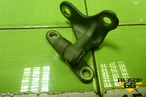 Петля двери передней правой верхняя для Mitsubishi Colt с 2004г (Кольт)