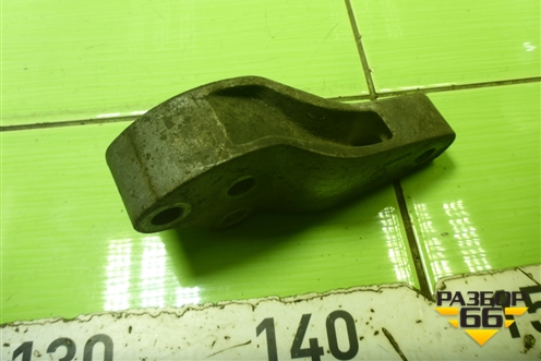 Кронштейн двигателя правый (1.3л 135930) (MR594202) для Mitsubishi Colt с 2004г (Кольт)