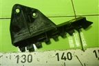 Кронштейн переднего бампера правый (MN105208) для Mitsubishi Colt с 2004г (Кольт)