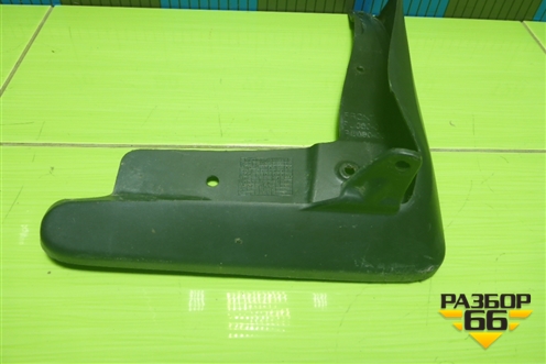 Брызговик передний правый (PU06003180) для Toyota Camry V70 с 2017г (Камри) Брызговик передний правый (PU06003180) для Toyota Camry V70 с 2017г (Камри)