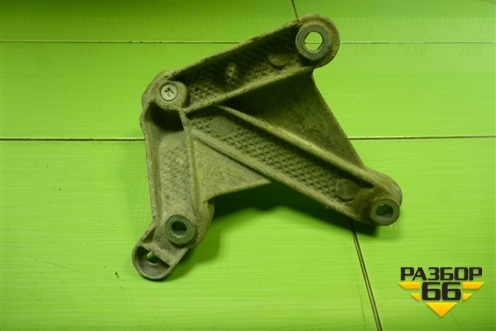Кронштейн КПП (8200457080) для Renault Logan с 2004-2015г (Логан)