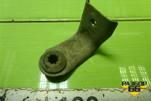 Кронштейн радиатора (8200765567) для Renault Logan с 2004-2015г (Логан)
