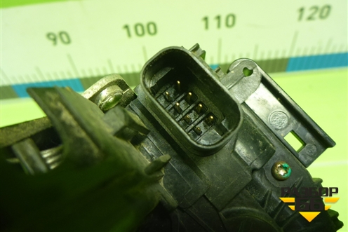 Замок двери левой  (DZ16231340115) для Shacman (shaanxi) X6000 (Х6000) Замок двери левой  (DZ16231340115) для Shacman (shaanxi) X6000 (Х6000)