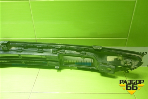 Решетка в передний бампер центральная (после 2020г) (84796507) для Chevrolet Tahoe с 2014г (Тахо 4) Решетка в передний бампер центральная (после 2020г) (84796507) для Chevrolet Tahoe с 2014г (Тахо 4)