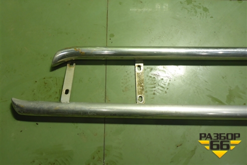 Кенгурятник боковой для Toyota Land Cruiser (200) с 2008г (Ленд Крузер) Кенгурятник боковой для Toyota Land Cruiser (200) с 2008г (Ленд Крузер)