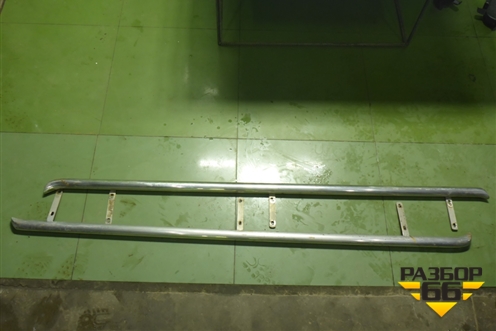 Кенгурятник боковой для Toyota Land Cruiser (200) с 2008г (Ленд Крузер) Кенгурятник боковой для Toyota Land Cruiser (200) с 2008г (Ленд Крузер)