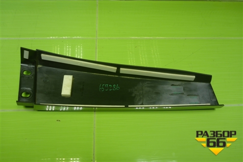 Накладка стойки (центральной правой) (5JA853290) для Skoda Rapid с 2013г (Рапид)
