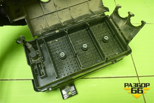 Блок предохранителей подкапотный (912203D200) для Hyundai Sonata-5 с 2001г (Соната) Блок предохранителей подкапотный (912203D200) для Hyundai Sonata-5 с 2001г (Соната)