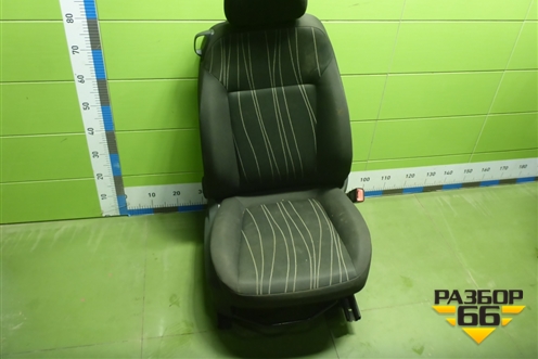 Сиденья комплект (3х дверный хетчбэк) для Opel Corsa D с 2006-2014г (Корса Д)