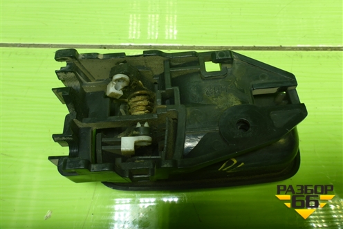 Ручка внутренняя двери передней левой для Mitsubishi Lancer-9  с 2003-2008г (Лансер)