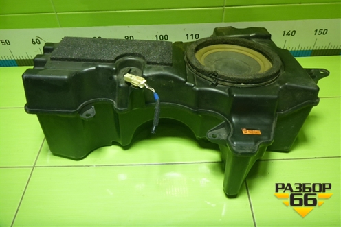 Сабвуфер (861500W110) для Toyota Land Cruiser (200) с 2008г (Ленд Крузер) Сабвуфер (861500W110) для Toyota Land Cruiser (200) с 2008г (Ленд Крузер)