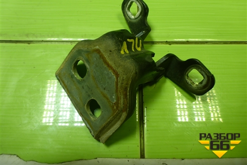 Петля двери передней левой верхняя для Renault Logan с 2004-2015г (Логан)