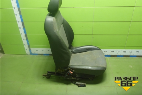 Сиденья комплект (5ти дверный хетчбэк AIR BAG подогрев) для Opel Corsa D с 2006-2014г (Корса Д)