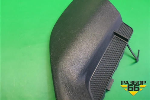 Заглушка в передний бампер правая (в решетку после 2015г) (5328542100) для Toyota Rav-4 с 2012-2019г (Рав 4) Заглушка в передний бампер правая (в решетку после 2015г) (5328542100) для Toyota Rav-4 с 2012-2019г (Рав 4)