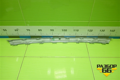 Накладка переднего бампера (2803103XKZ0YA) для Haval M6 с 2021г (М6)