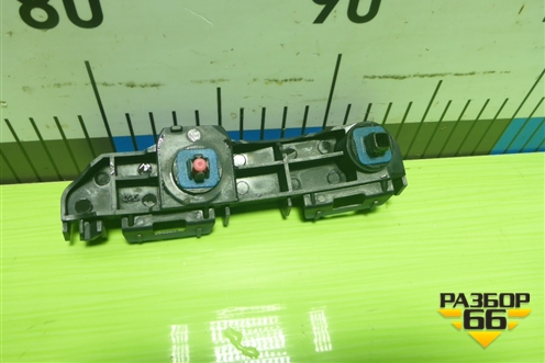 Кронштейн заднего бампера правый (5256242020) для Toyota Rav-4 с 2012-2019г (Рав 4) Кронштейн заднего бампера правый (5256242020) для Toyota Rav-4 с 2012-2019г (Рав 4)