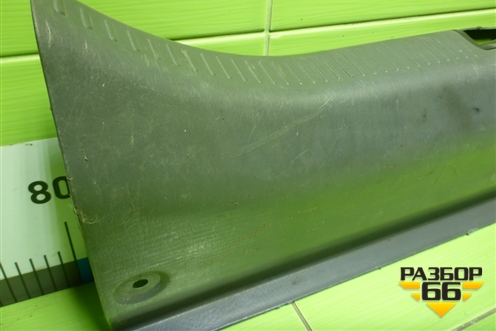 Обшивка багажника на заднюю панель (0K2N268961A) для Kia Spectra с 2001г (Спектра)