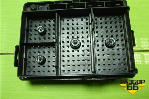 Блок предохранителей подкапотный (15424198) для Kia Spectra с 2001г (Спектра)