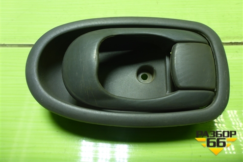 Ручка внутренняя двери задней левой (FB22726105231) для Kia Spectra с 2001г (Спектра)